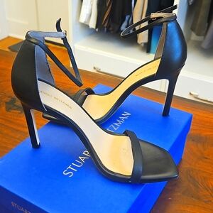 Stuart Weitzman black nudist curve heels in size 9! Worn one time, exquisite!